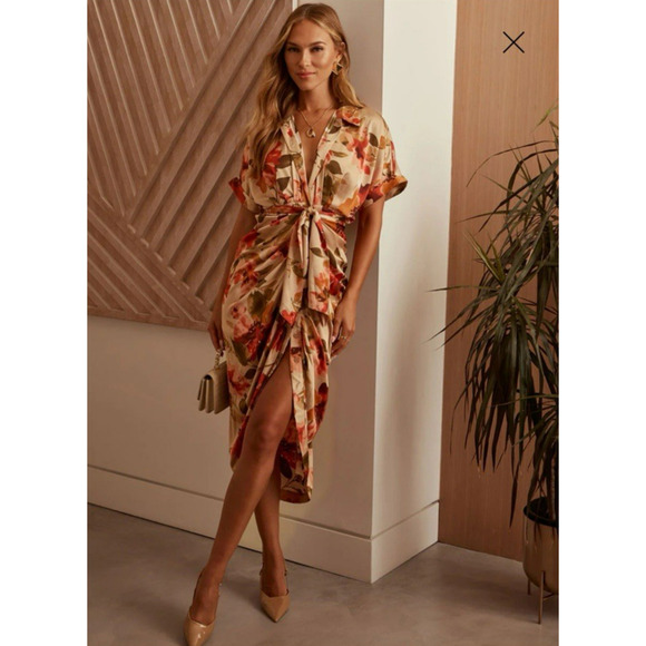 Dress Forum NWT Maxi Praline Bloom Tulip Tie Waist Dress Size M Chic Elegant - Picture 3 of 16